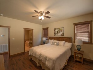 7 bedrooms, iron/ironing board, WiFi, bed sheets
