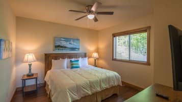 7 bedrooms, iron/ironing board, WiFi, bed sheets