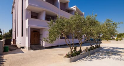 Apartments Mara