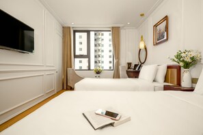 Superior Twin Room, City View
