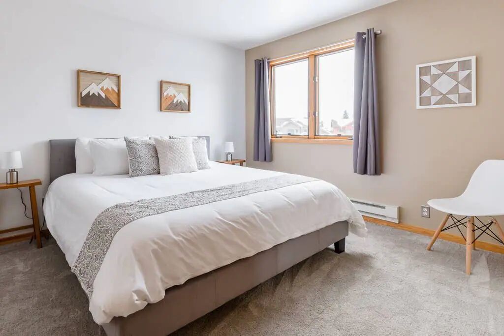 1 chambre, fer et planche à repasser, Wi-Fi gratuit, draps fournis