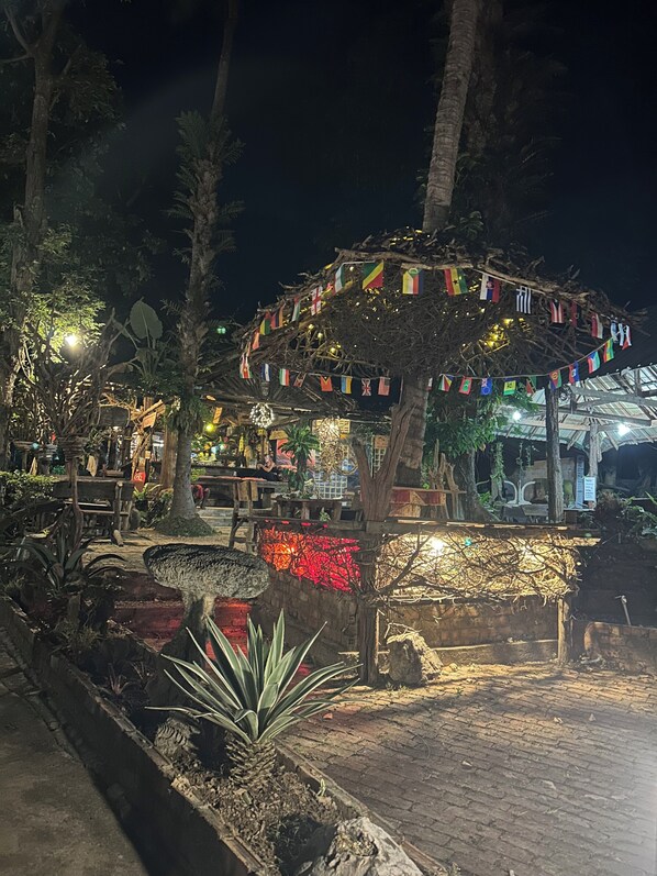 Bar (on property) - Chill Out Bar and Bungalows (Krabi)