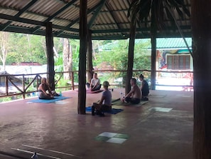 Yoga - Chill Out Bar and Bungalows (Krabi)