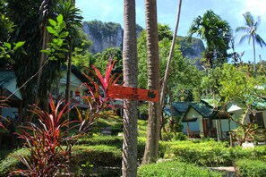 Phòng, 2 giường đơn, không hút thuốc | Quang cảnh núi