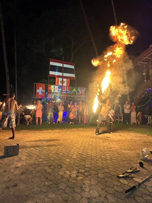 Bar (on property) - Chill Out Bar and Bungalows (Krabi)