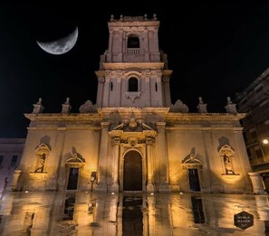 Point of interest - Exclusive house with 3 bedrooms and 2 bathrooms just a few steps from the sea (Avola)