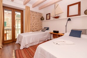 2 habitaciones, tabla de planchar con plancha y wifi gratis 