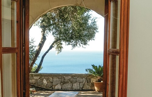 5 bedroom lovely home in Agios Vasilios