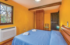 3 Schlafzimmer, Reisekinderbett, kostenloses WLAN, Bettwäsche