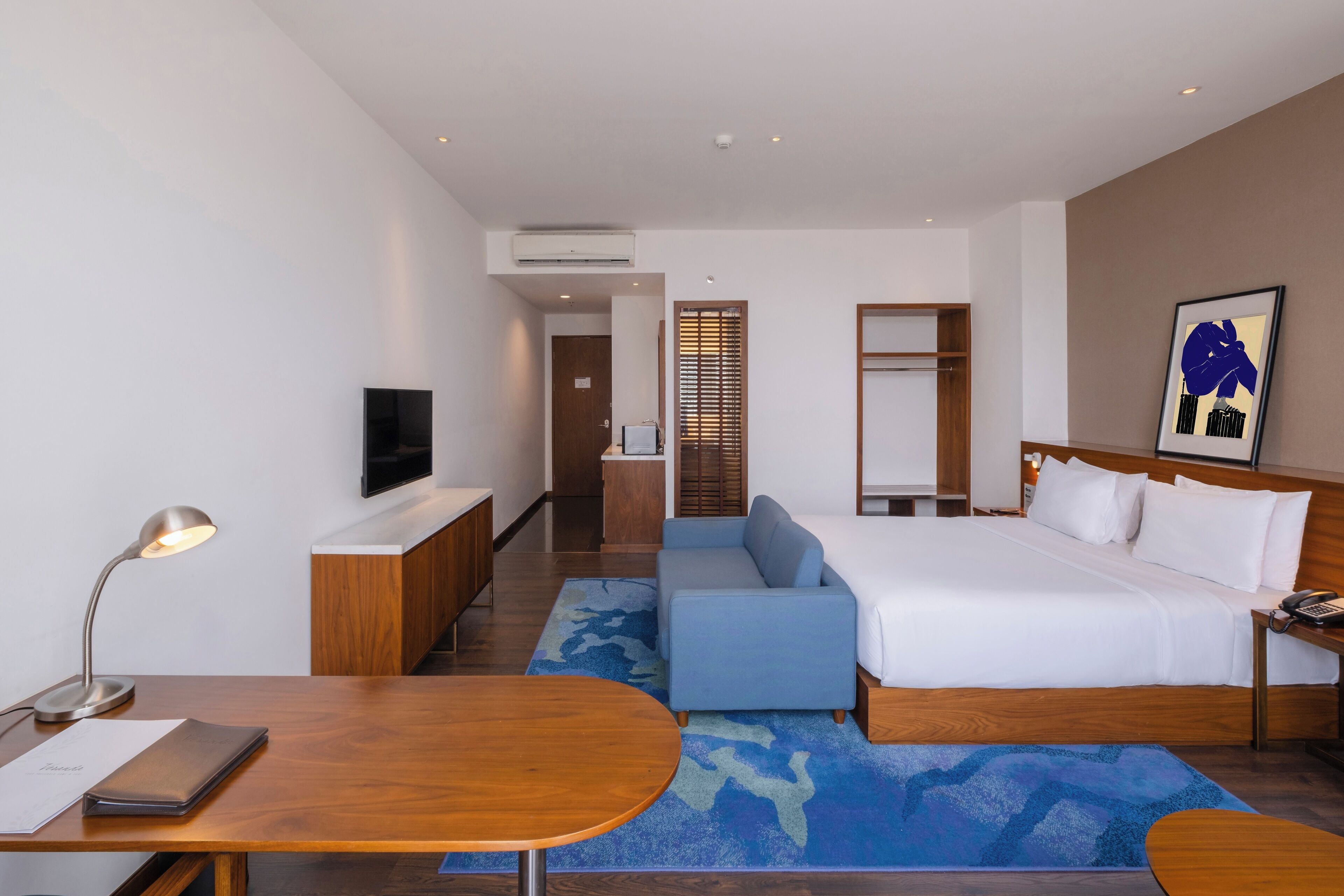 executive room, 1 queen bed | view from room