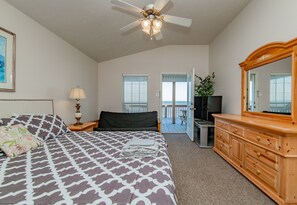 4 dormitorios, tabla de planchar con plancha, wifi gratis y ropa de cama