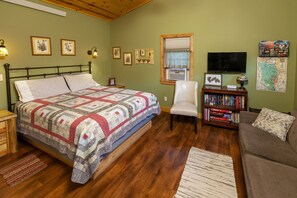 WiFi - Spectacular setting, amenities, and centrally located to Mt. Rushmore and Custer State Park, and hiking. Wi-Fi. Excellent cell service (Verizon & ATT).A favorite cabin for honeymoons and anniversaries Private campfire. Off-season discounts. No extra (Rapid City)