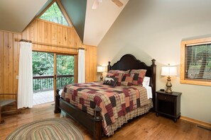 5 bedrooms, iron/ironing board, WiFi, bed sheets - Luxury Creekside Lodge at Huffman Creek Retreat, Wifi, Private Hiking Trails  (Robbinsville)