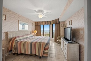 4 bedrooms, free WiFi, bed sheets