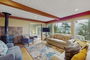 3 chambres, fer et planche à repasser, accès Internet, draps fournis