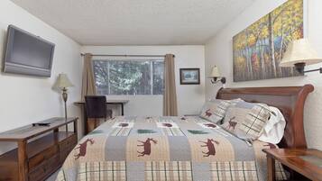 2 bedrooms, desk, iron/ironing board, free WiFi