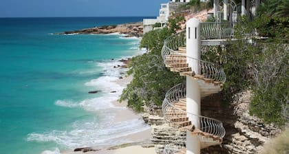 Spectacular View Ocean Front w/New Furnishings On Private Beach!