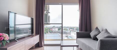 1 bedroom, in-room safe, free WiFi, bed sheets