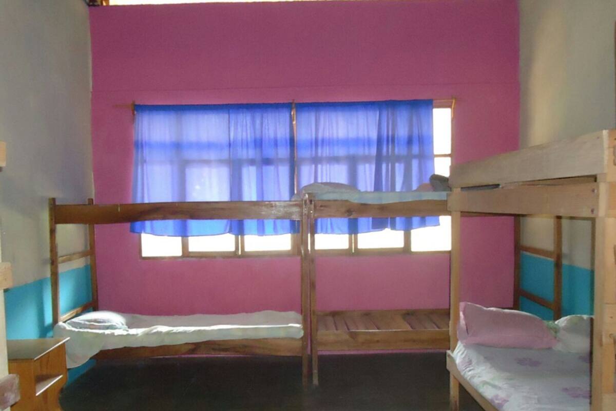 Habitación familiar | 1 dormitorio, ropa de cama de alta calidad, escritorio