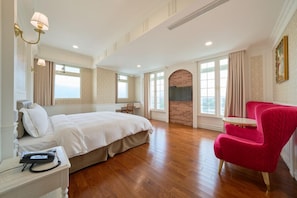 Deluxe Double Room | 1 bedroom, premium bedding, desk, blackout drapes - The White Paris (Jiaoxi)