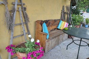 Classic Apartment, 2 Bedrooms (Olivo) | Terrace/patio - Podere La Piana (Fivizzano)