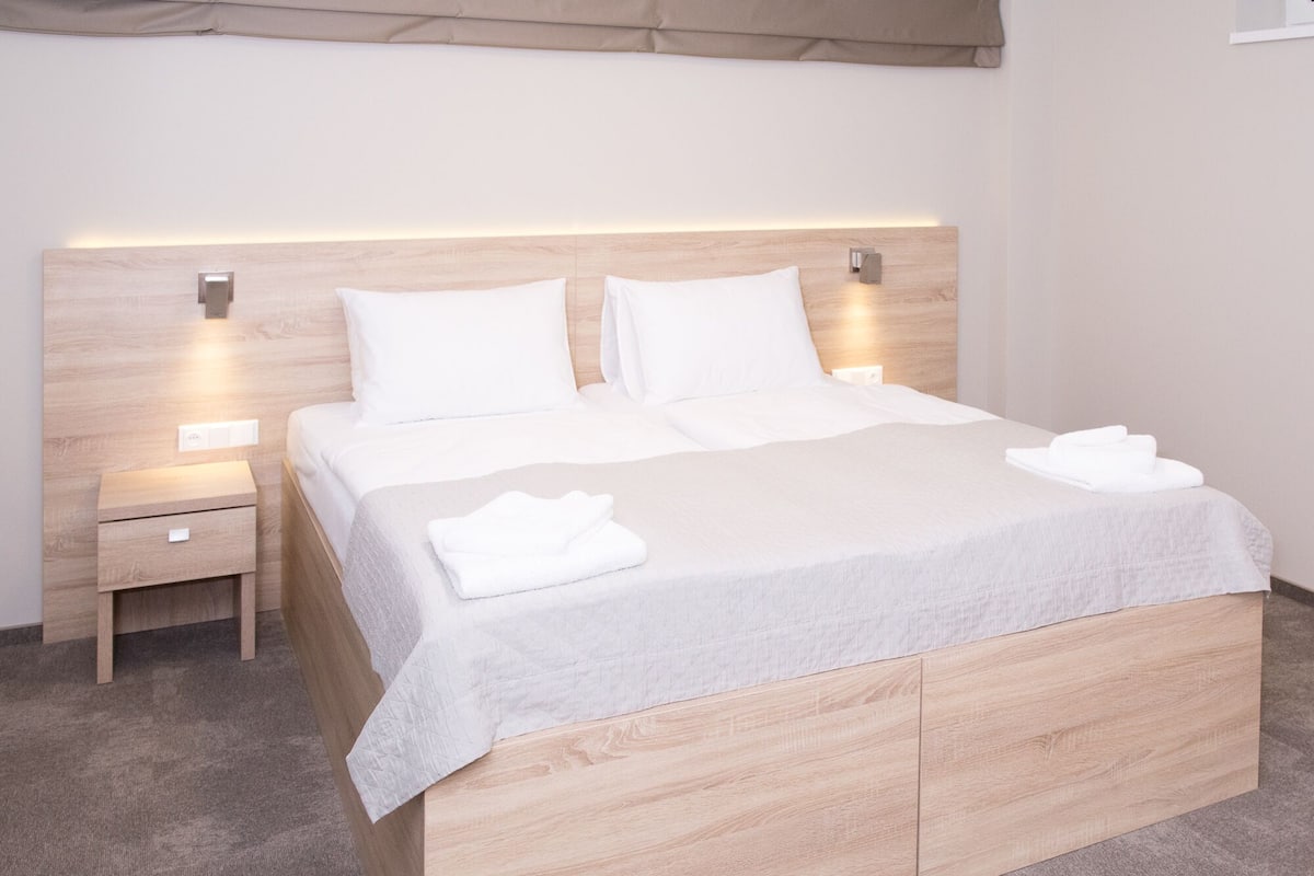 Phòng đôi hoặc 2 giường đơn Executive, 1 phòng ngủ | Bộ đồ giường kháng dị ứng, nệm Select Comfort, minibar