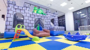 Children’s play area – indoor