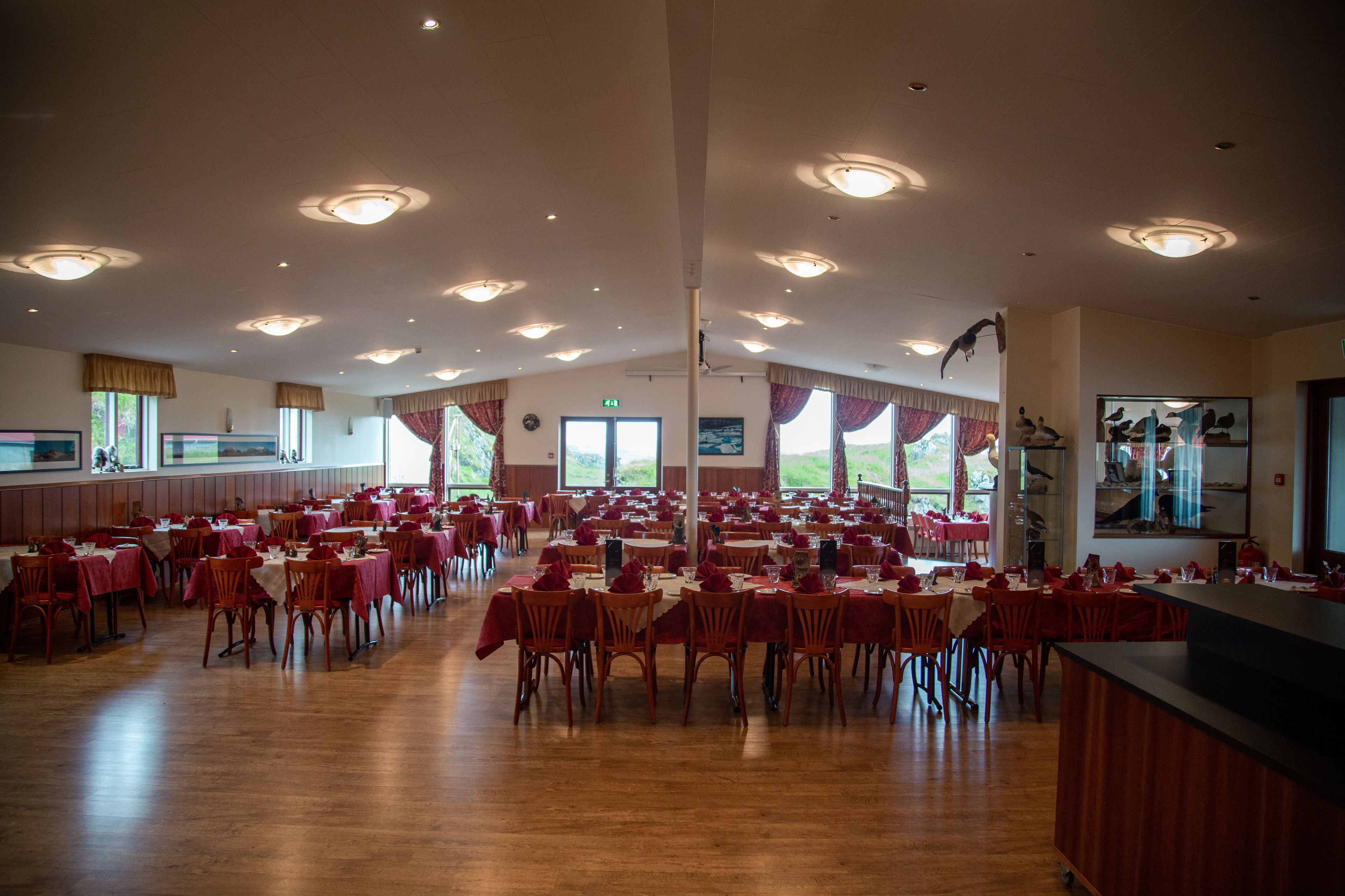 daily buffet breakfast (eur 23 per person)