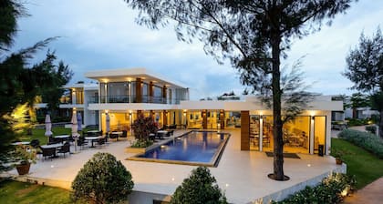 Saint Simeon Resort & Spa