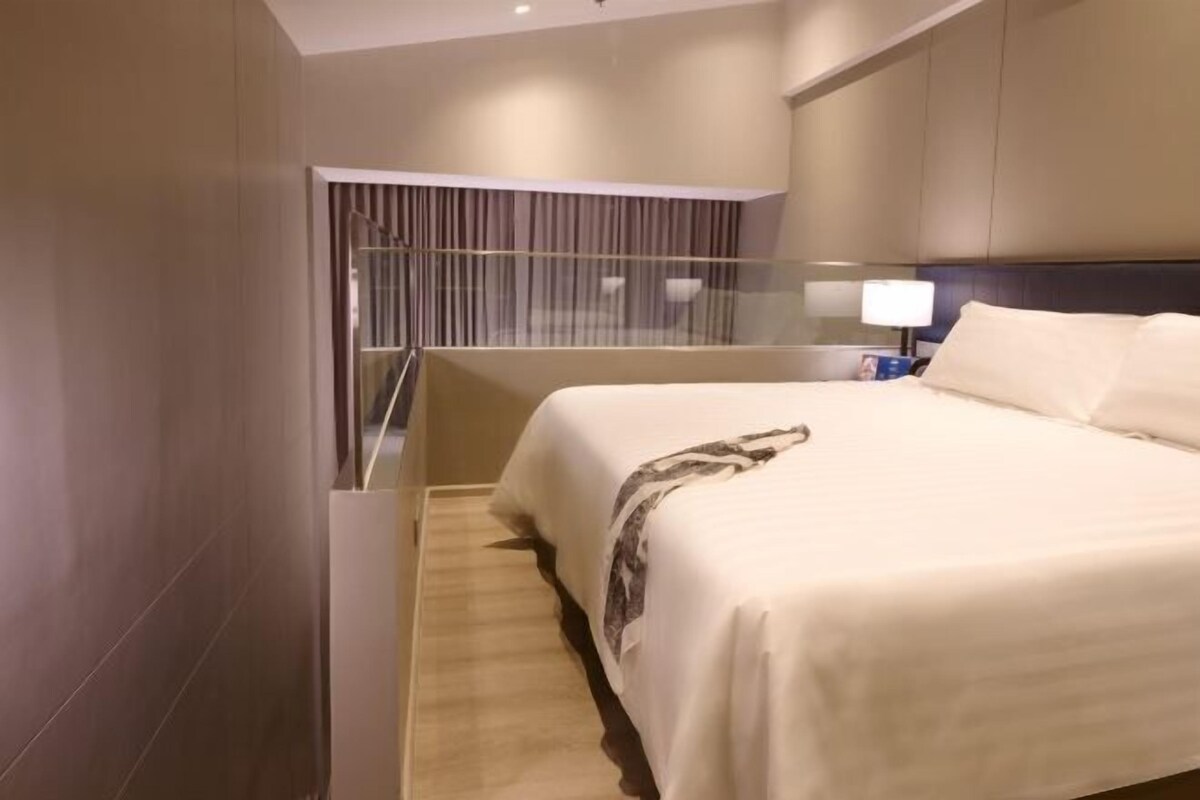 In-room safe, desk, blackout curtains, soundproofing