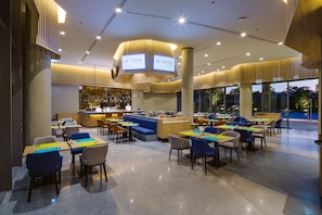 Tägliches Frühstücksbuffet (354 THB pro Person)