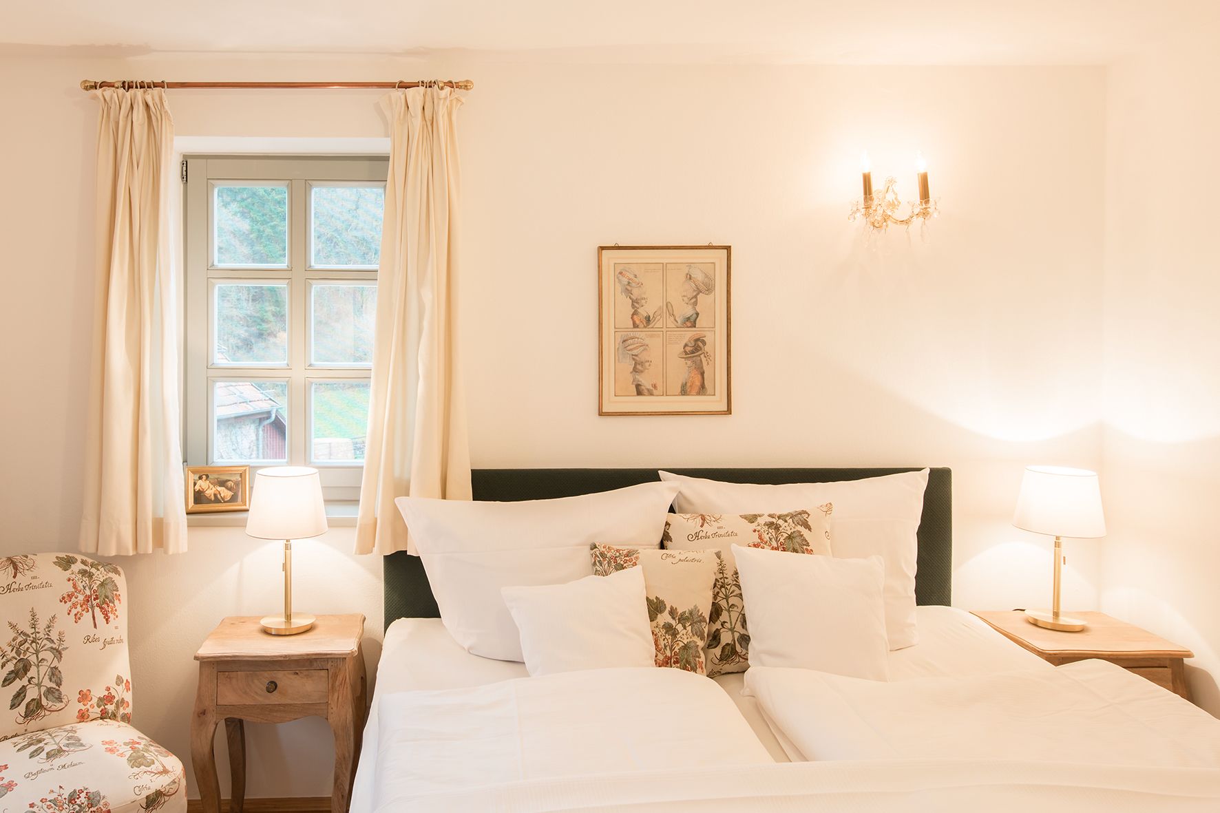 Comfort-Doppelzimmer | Minibar, Schreibtisch, kostenloses WLAN, Bettwäsche
