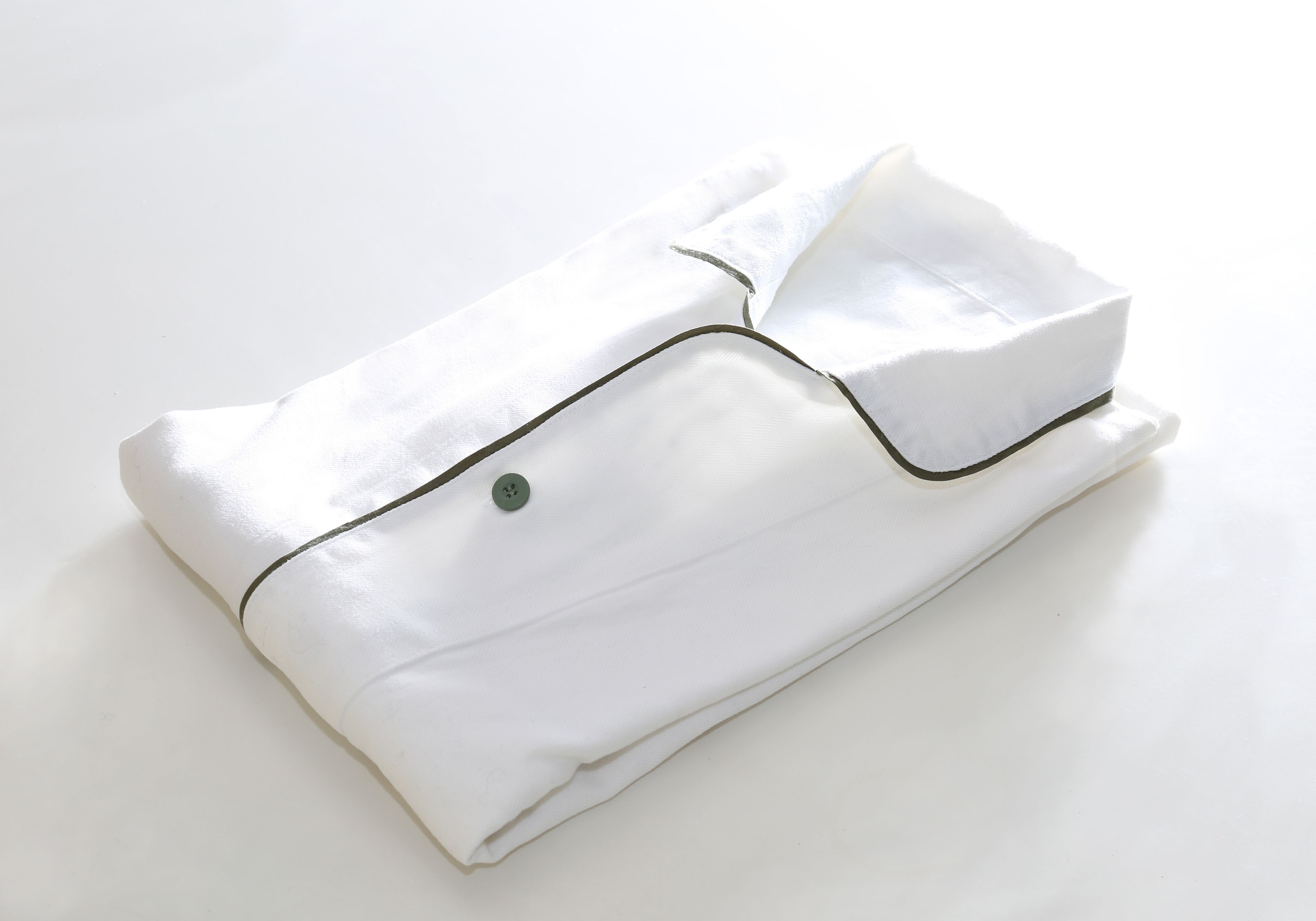 separate bathtub and shower, slippers, electronic bidet, towels