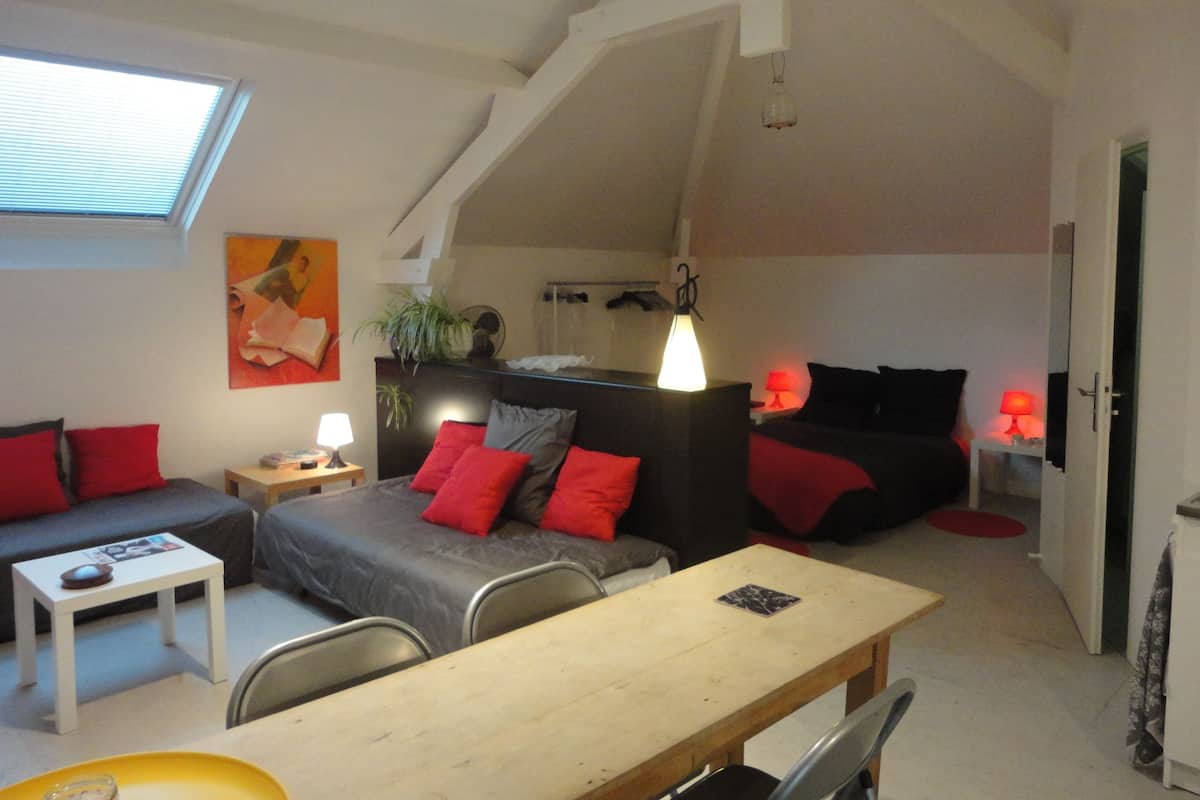 Le Gîte 21 | In-room dining