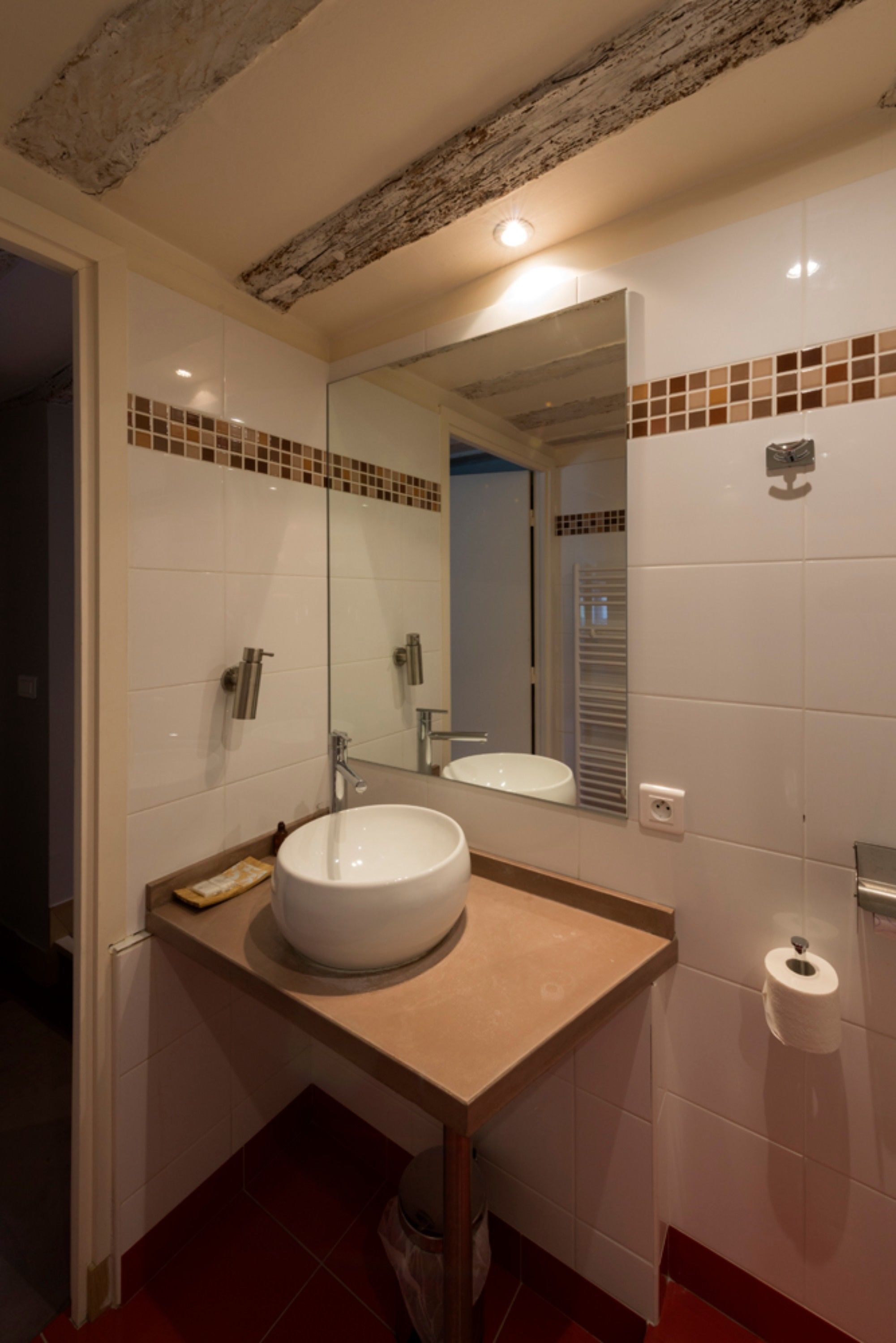 superior double room, 1 king bed | bathroom sink