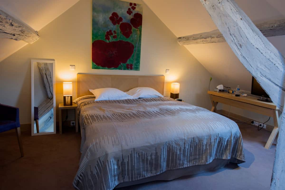 Superior Double Room, 1 King Bed | In-room safe, individually decorated, individually furnished, desk