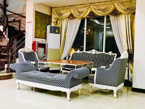 Sala de estar en el lobby