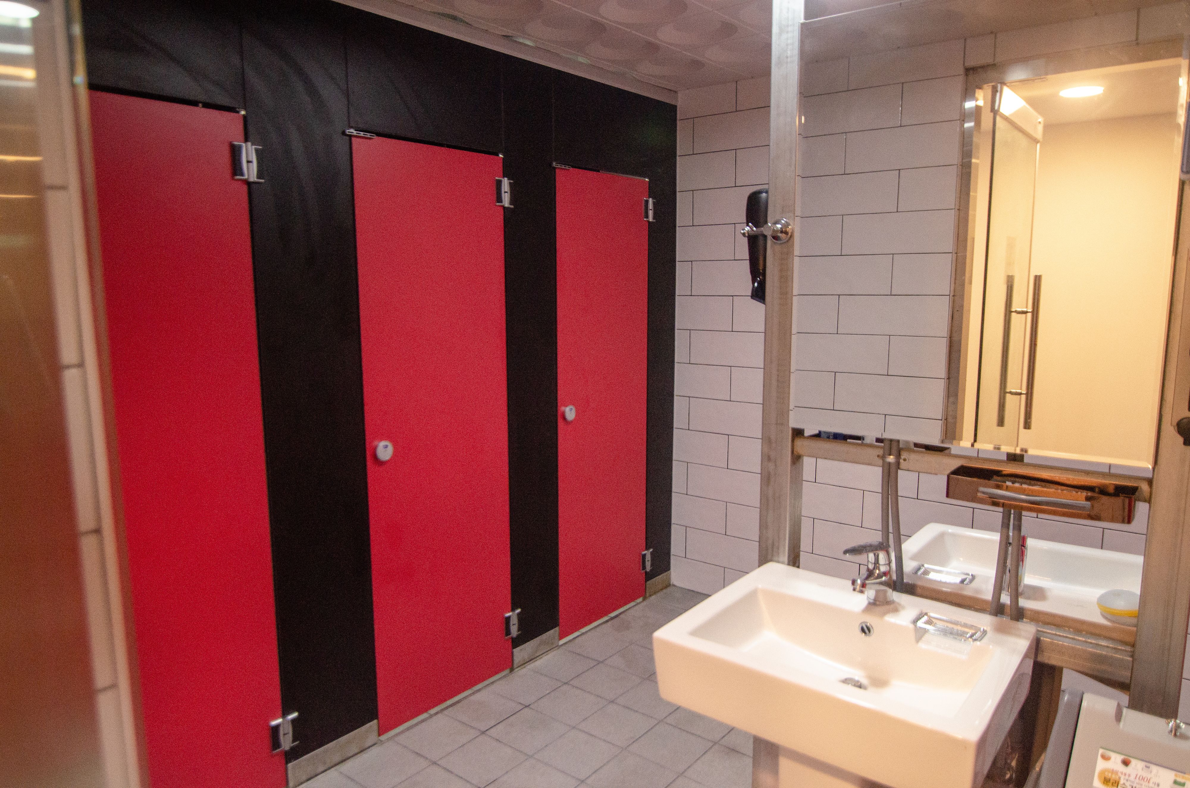 Shower, free toiletries, slippers, towels