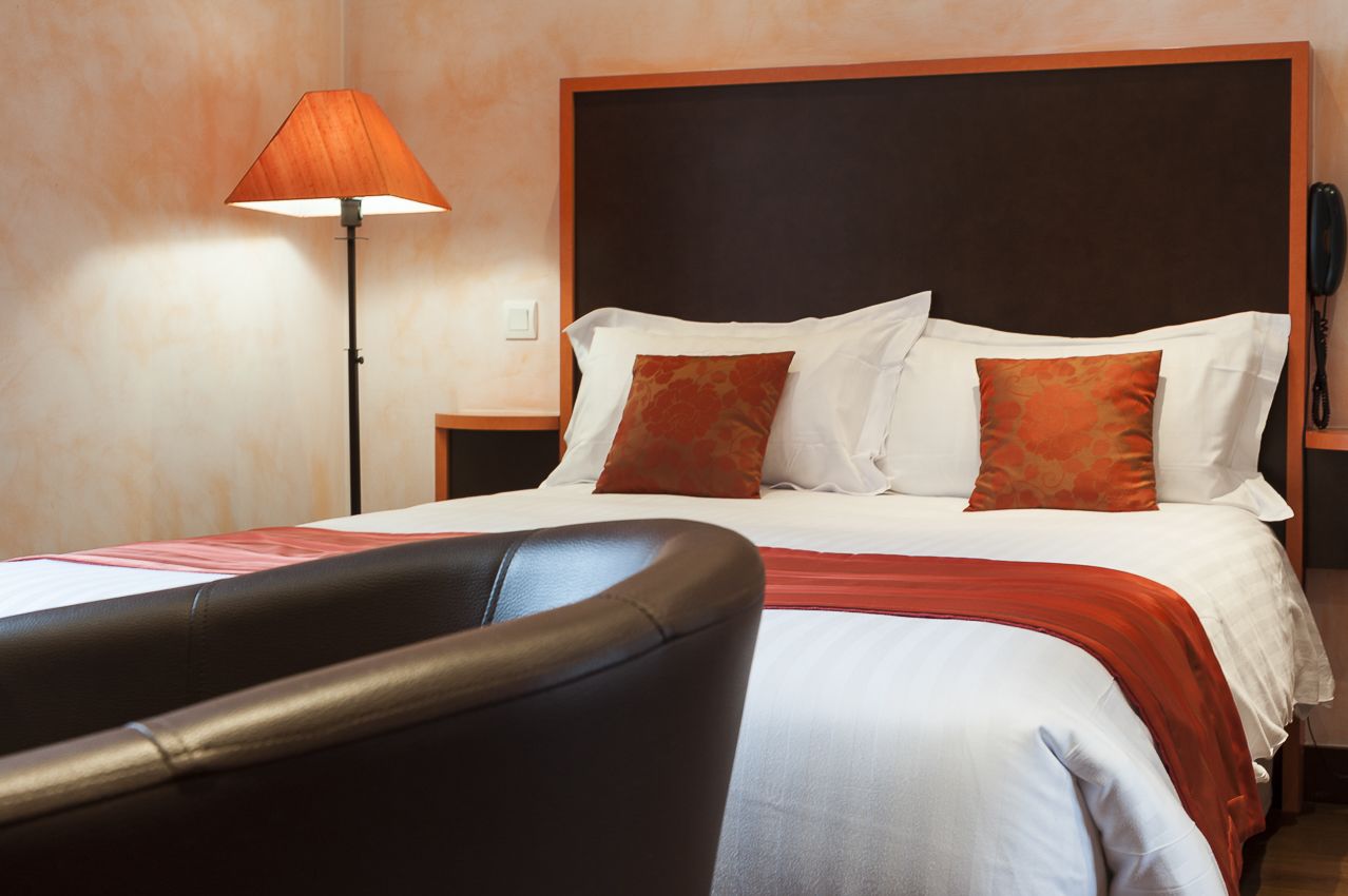 1 bedroom, premium bedding, pillow-top beds, desk