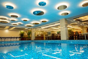 Indoor pool - Hotel Mansha Regency (Port Blair)