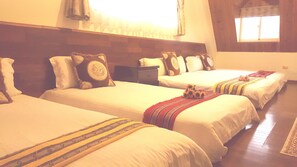 Gallery Room, Multiple Beds | 1 bedroom, desk, blackout curtains, soundproofing - Yishingarden B&B (Shoufeng)