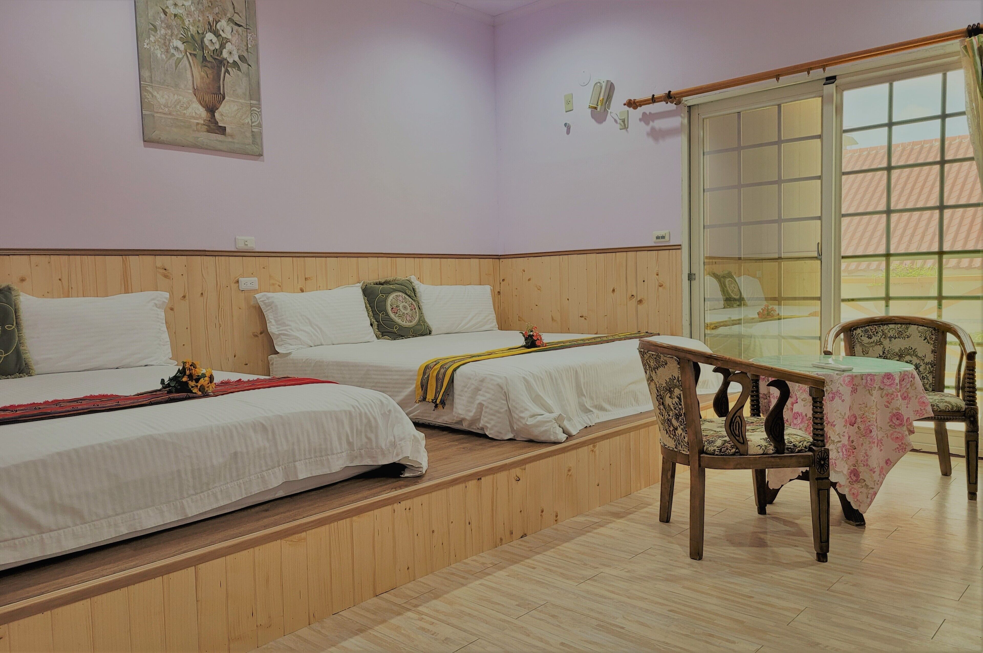 Deluxe Quadruple Room, 1 Bedroom, Courtyard View | 1 bedroom, desk, blackout drapes, soundproofing