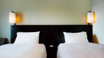 Hochwertige Bettwaren, Daunenbettdecken, Pillowtop-Betten, Schreibtisch