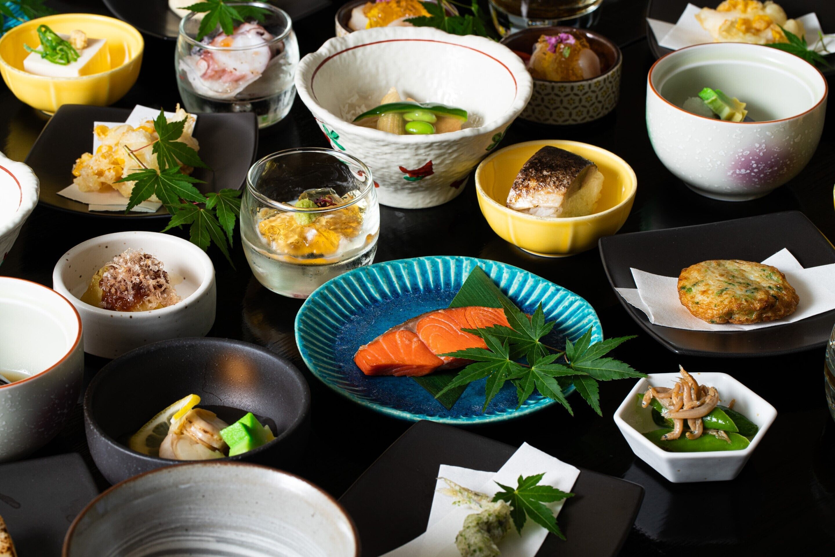 daily buffet breakfast (jpy 3300 per person)