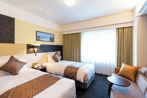 Hochwertige Bettwaren, Daunenbettdecken, Pillowtop-Betten, Schreibtisch