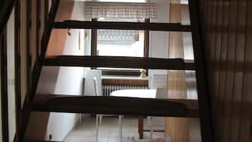 Suite, 4 Bedrooms, Non Smoking | Room amenity