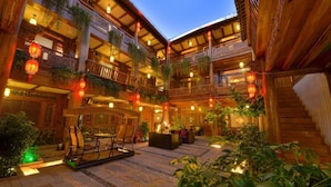 Interior detail - Mountain View Inn (Lijiang)