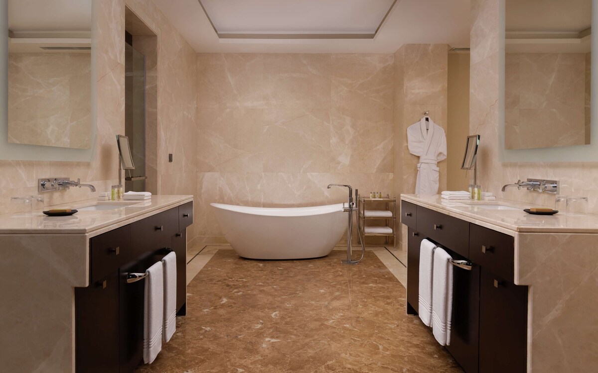 Central Asia, Bathroom