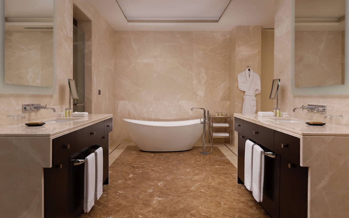 Central Asia, Bathroom