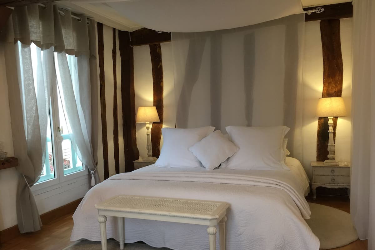 Literie de qualité supérieure, décoration personnalisée